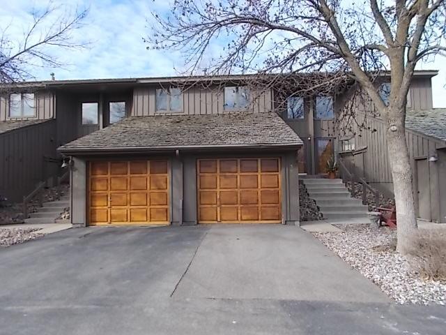 9054 Neill Lake RdEden Prairie, MN, 55347Hennepin County