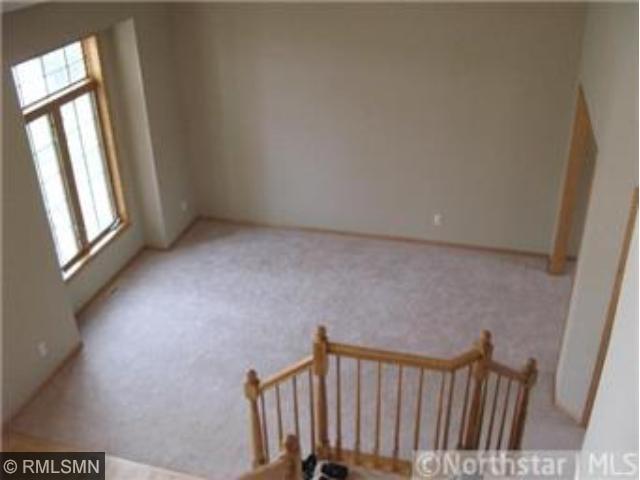 10195 Gristmill Ridge, Eden Prairie, MN 55347