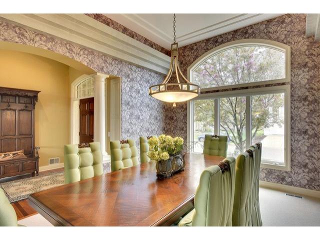 17536 Bearpath Trail, Eden Prairie, United States 55347