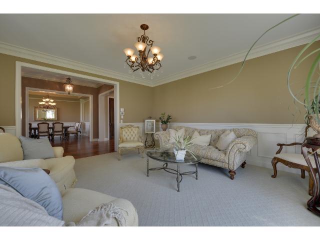 9747 Sky Lane, Eden Prairie, MN 55347