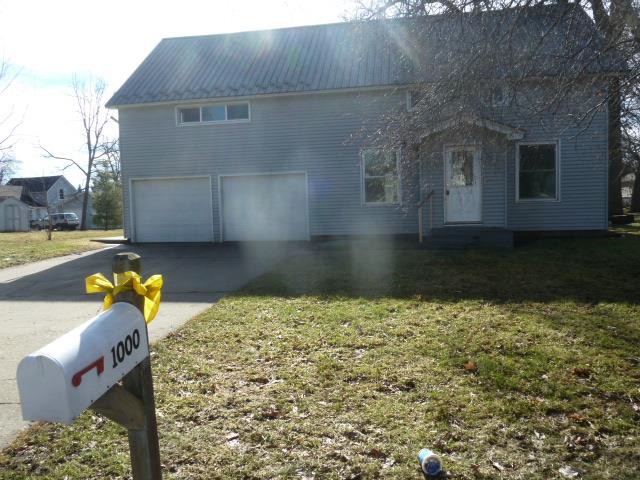 1000 Goebel St SWHutchinson, MN, 55350Mcleod County