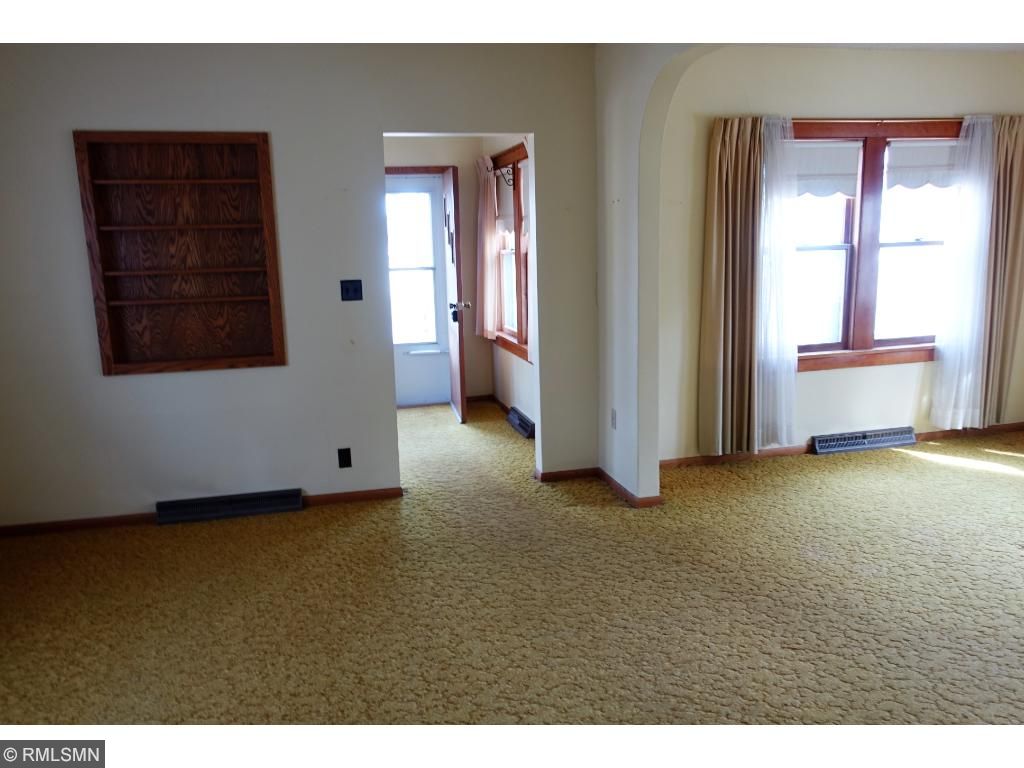 576 Monroe Street SE, Hutchinson, MN 55350