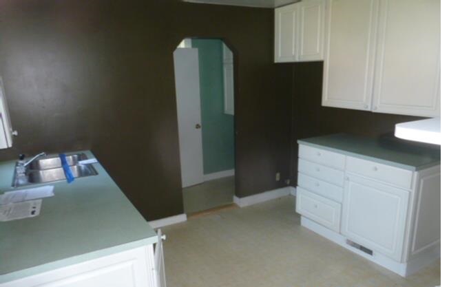 130 Grove St SWHutchinson, MN, 55350Mcleod County