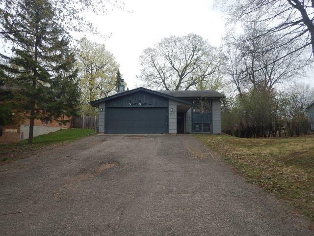 2902 Hazelwood LnMound, MN, 55364Hennepin County