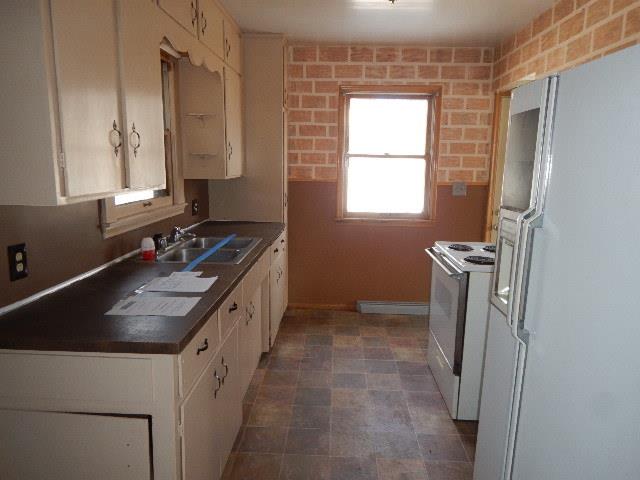 219 S Oak StNorwood Young America, MN, 55368Carver County