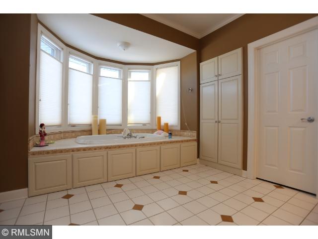 14550 Wilds Parkway NW, Prior Lake, MN 55372