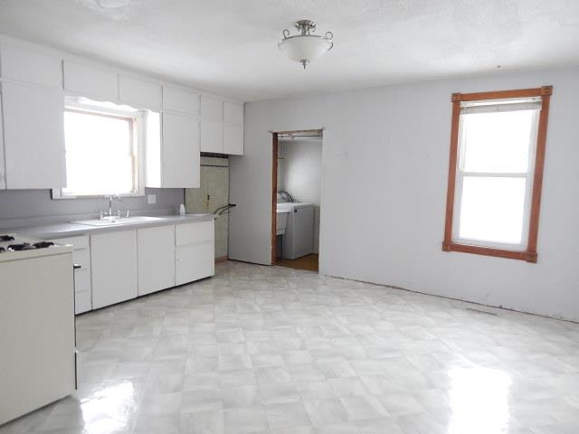 306 4th Ave EShakopee, MN, 55379Scott County