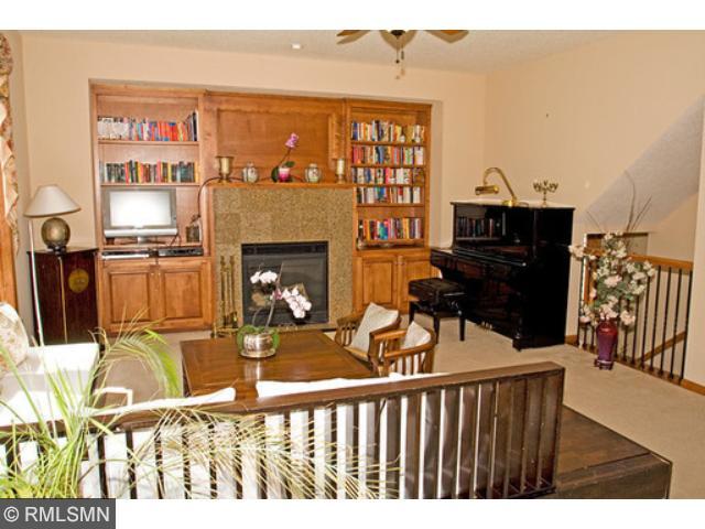 784 Applewood Circle, Victoria, MN 55386