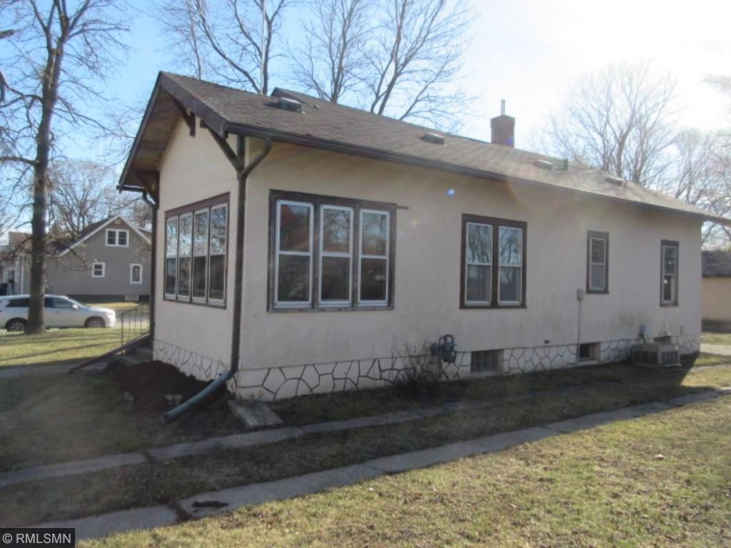 171 Western Avenue S, Watkins, MN 55389