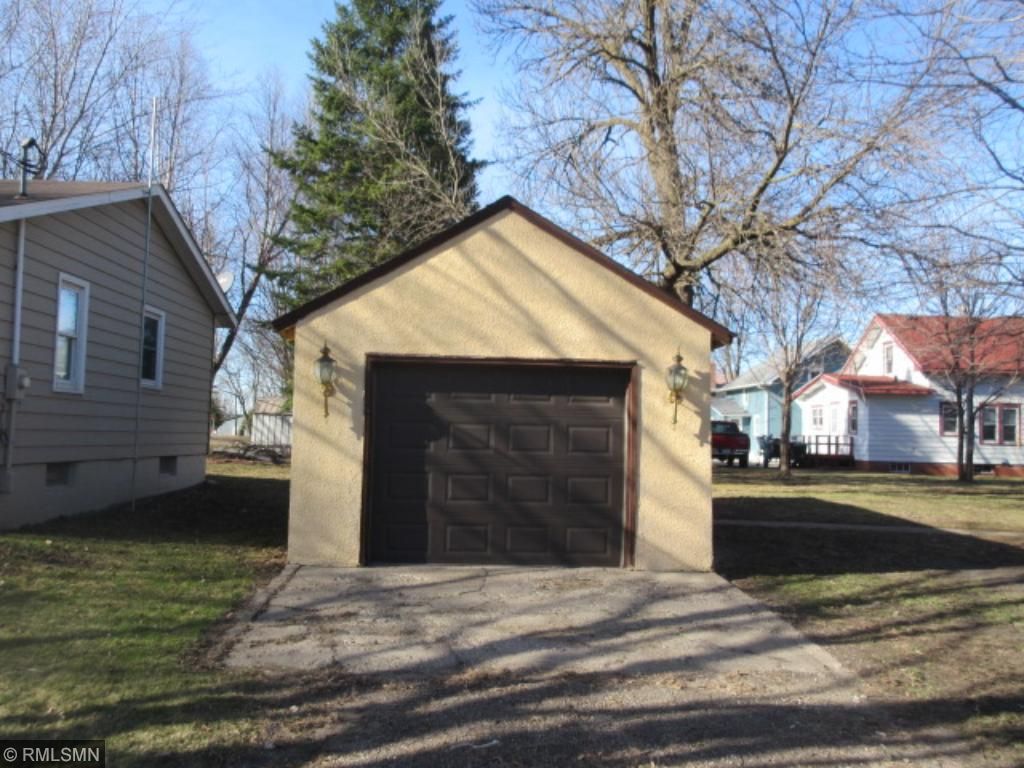 171 Western Avenue S, Watkins, MN 55389