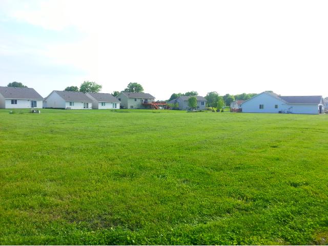 XXX Lake Trail, Winsted, MN 55395
