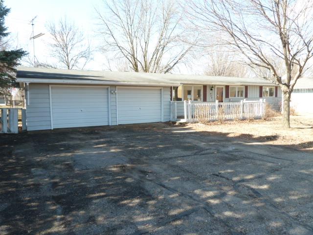 420 4th Street NWinsted, MN, 55395Mcleod County