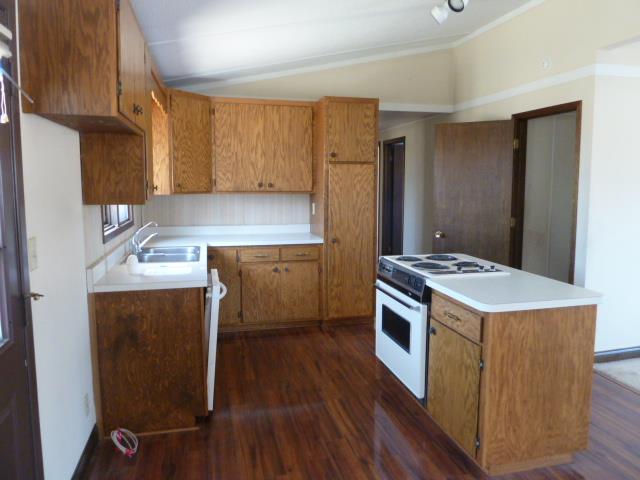 420 4th Street NWinsted, MN, 55395Mcleod County