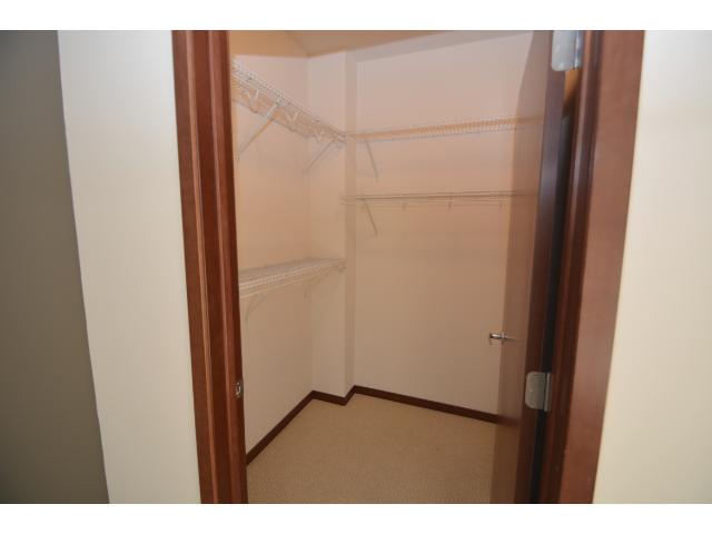 415 Oak Grove Street, Minneapolis, MN 55403