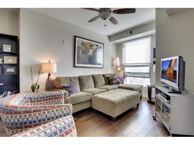 1320 W Lake Street, Minneapolis, MN 55408