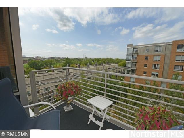 100 2nd Street NE, Minneapolis, MN 55413
