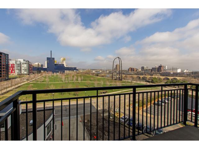 1120 S 2nd Street S, Minneapolis, MN 55415