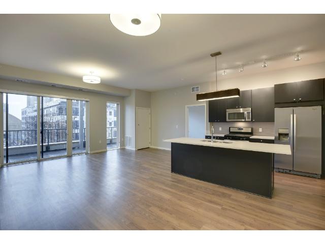640 4th Street S, Minneapolis, MN 55415
