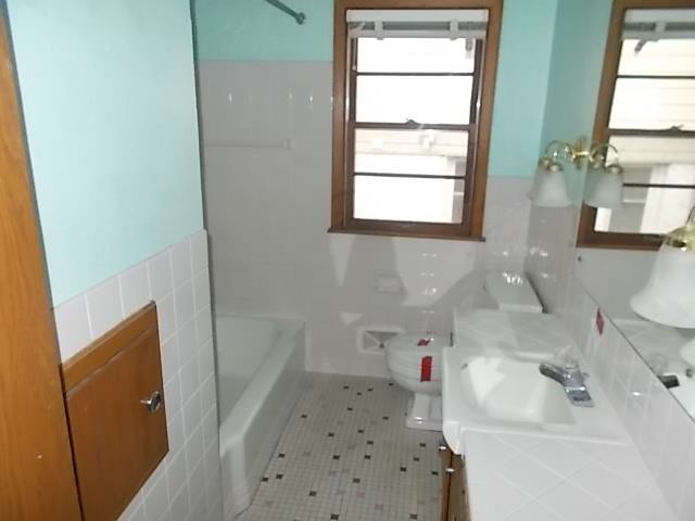 3724 Quail Ave NRobbinsdale, MN, 55422Hennepin County