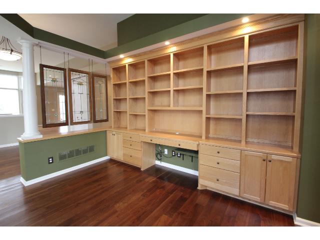 1460 Skyline Drive, Golden Valley, MN 55422