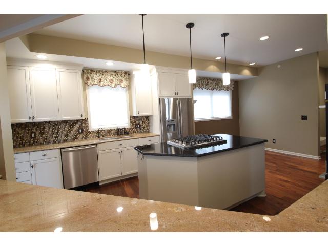 1460 Skyline Drive, Golden Valley, MN 55422