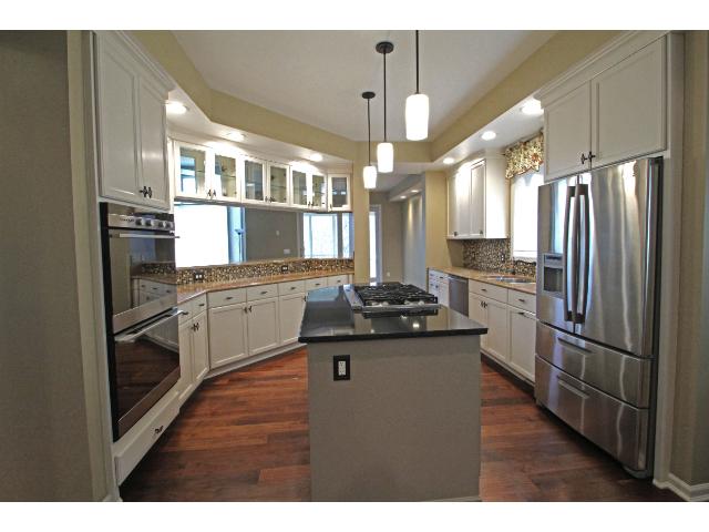 1460 Skyline Drive, Golden Valley, MN 55422