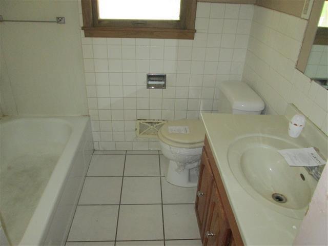 6433 Georgia Ave NBrooklyn Park, MN, 55428Hennepin County
