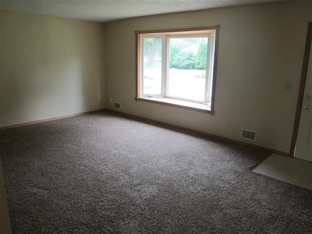 7017 75th Ave NBrooklyn Park, MN, 55428Hennepin County