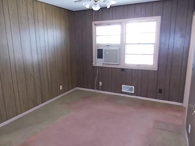 6039 Fremont Ave NBrooklyn Center, MN, 55430Hennepin County