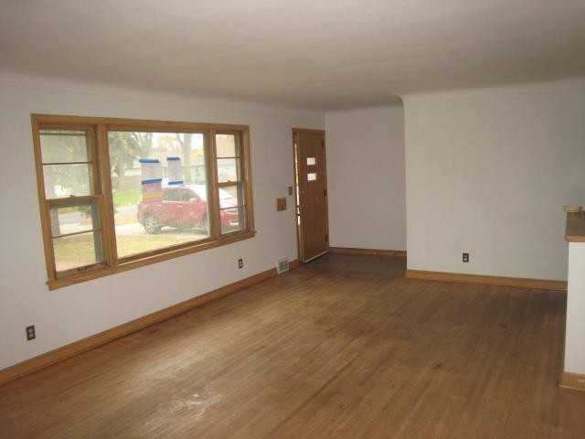 5431 Logan Ave NBrooklyn Center, MN, 55430Hennepin County