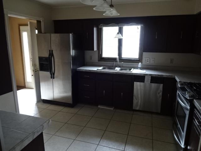 8087 Fairmont Cir NEFridley, MN, 55432Anoka County