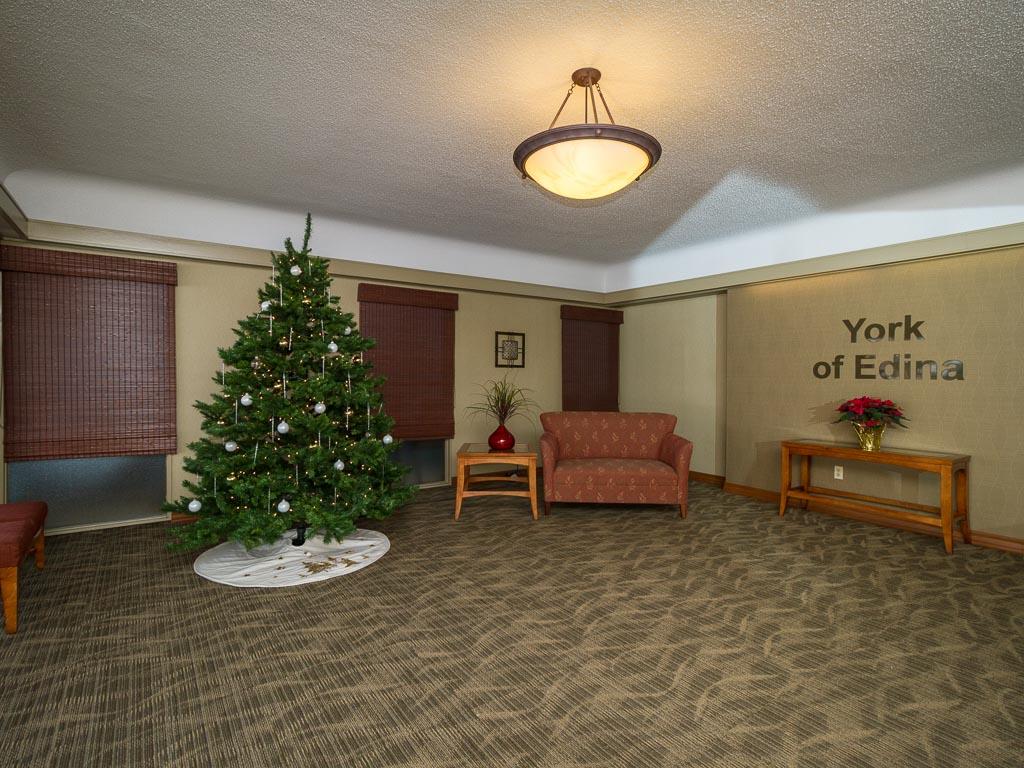 6450 York Avenue S, Edina, MN 55435