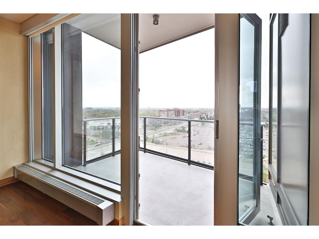 3209 Galleria, Edina, MN 55435