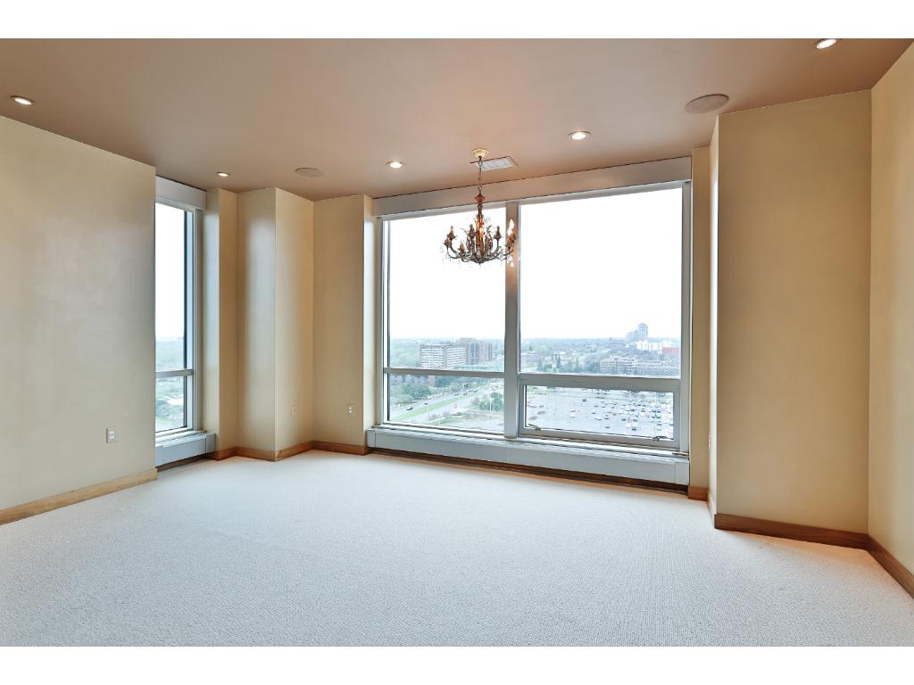 3209 Galleria, Edina, MN 55435