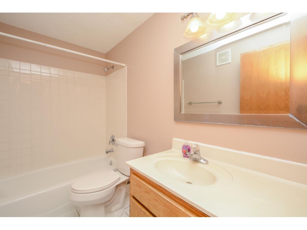 10720 Rockford Road, Plymouth, MN 55442