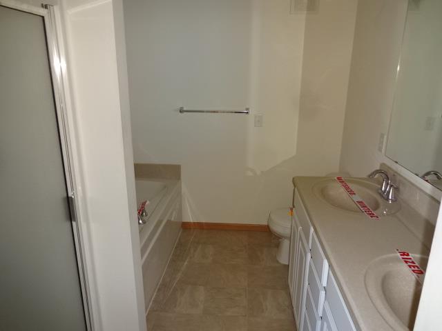 5568 Village Creek Pkwy NBrooklyn Park, MN, 55443Hennepin County