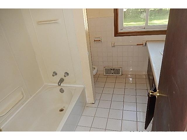 9565 Oliver Ave NBrooklyn Park, MN, 55444Hennepin County