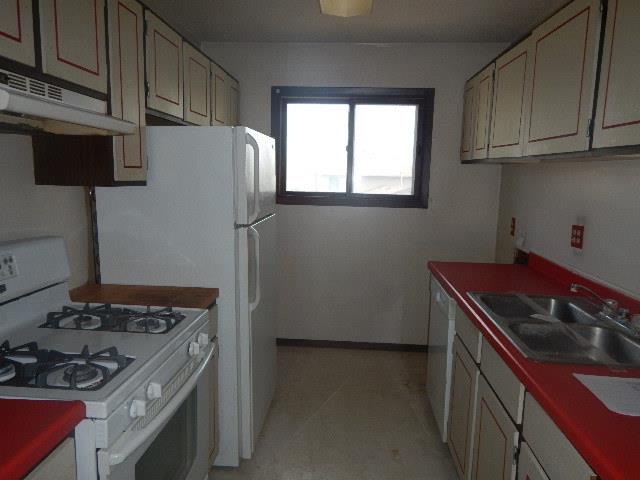 6433 84th Ct NBrooklyn Park, MN, 55445Hennepin County