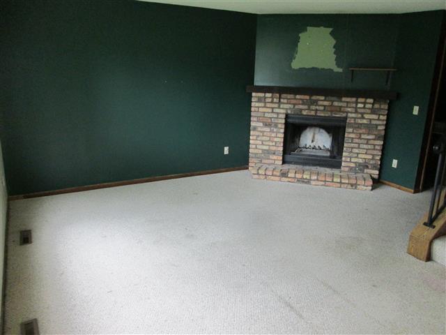 8605 Maplebrook PkwyBrooklyn Park, MN, 55445Hennepin County