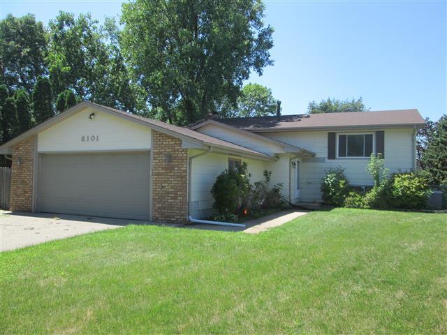 8101 Florida Ct NBrooklyn Park, MN, 55445Hennepin County