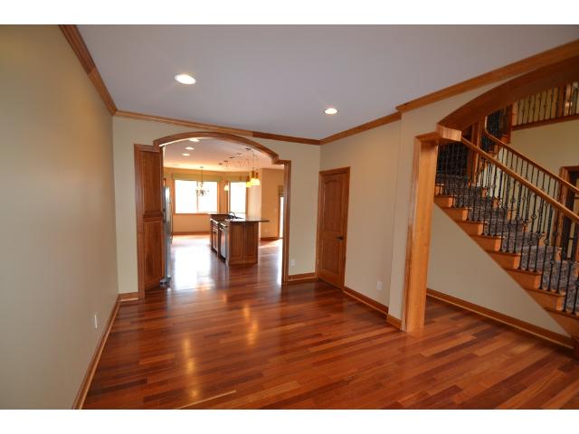 22 Kingsview Lane N, Minnetonka, MN 55447