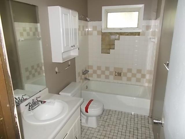 954 124th Ln NWCoon Rapids, MN, 55448Anoka County