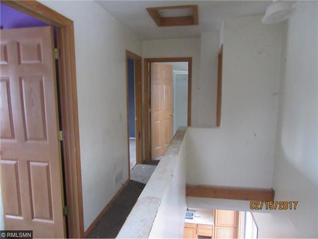 3485 Brogade St, Askov, MN 55704