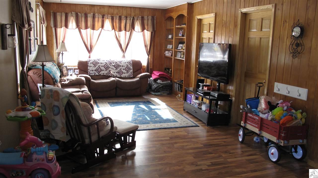 3597 Guvernorsvej, Askov, MN 55704