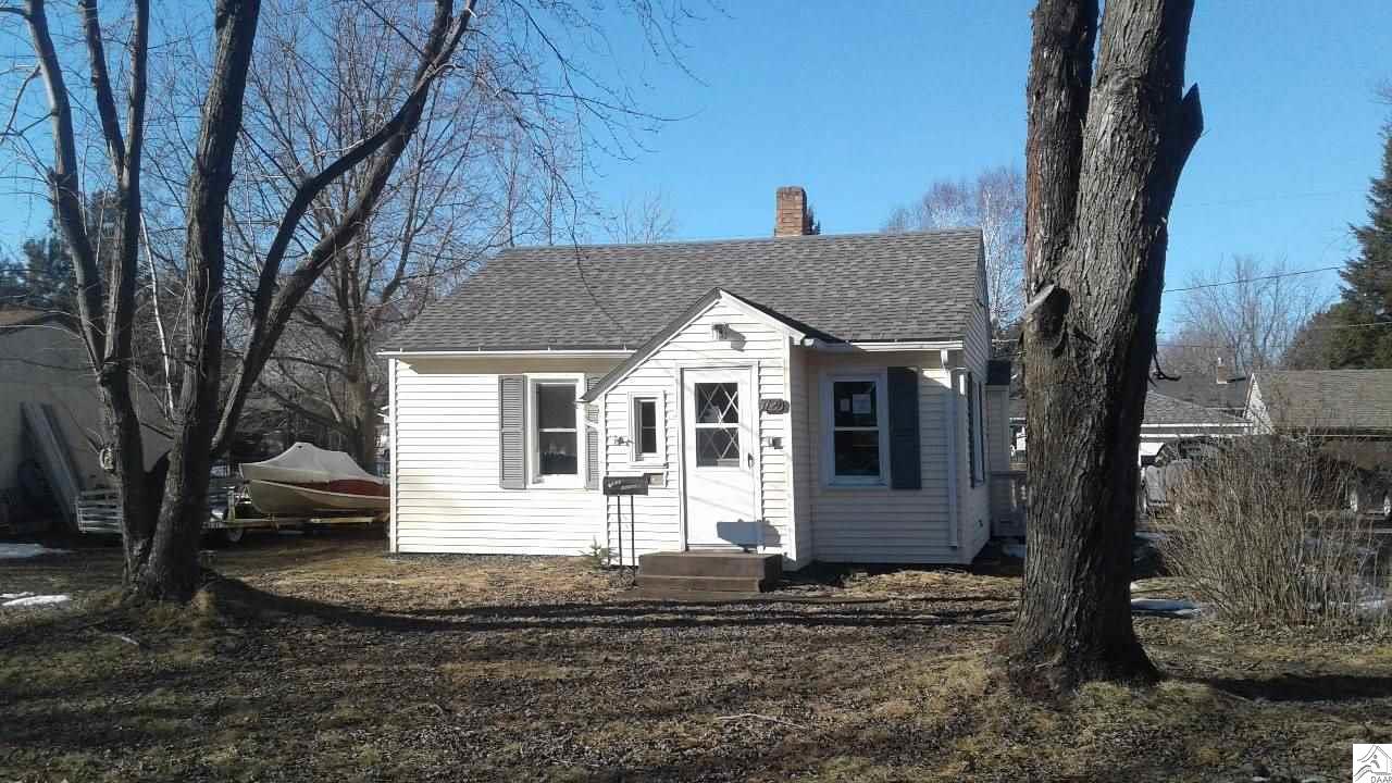 1719 Fairview Ave, Cloquet, MN 55720