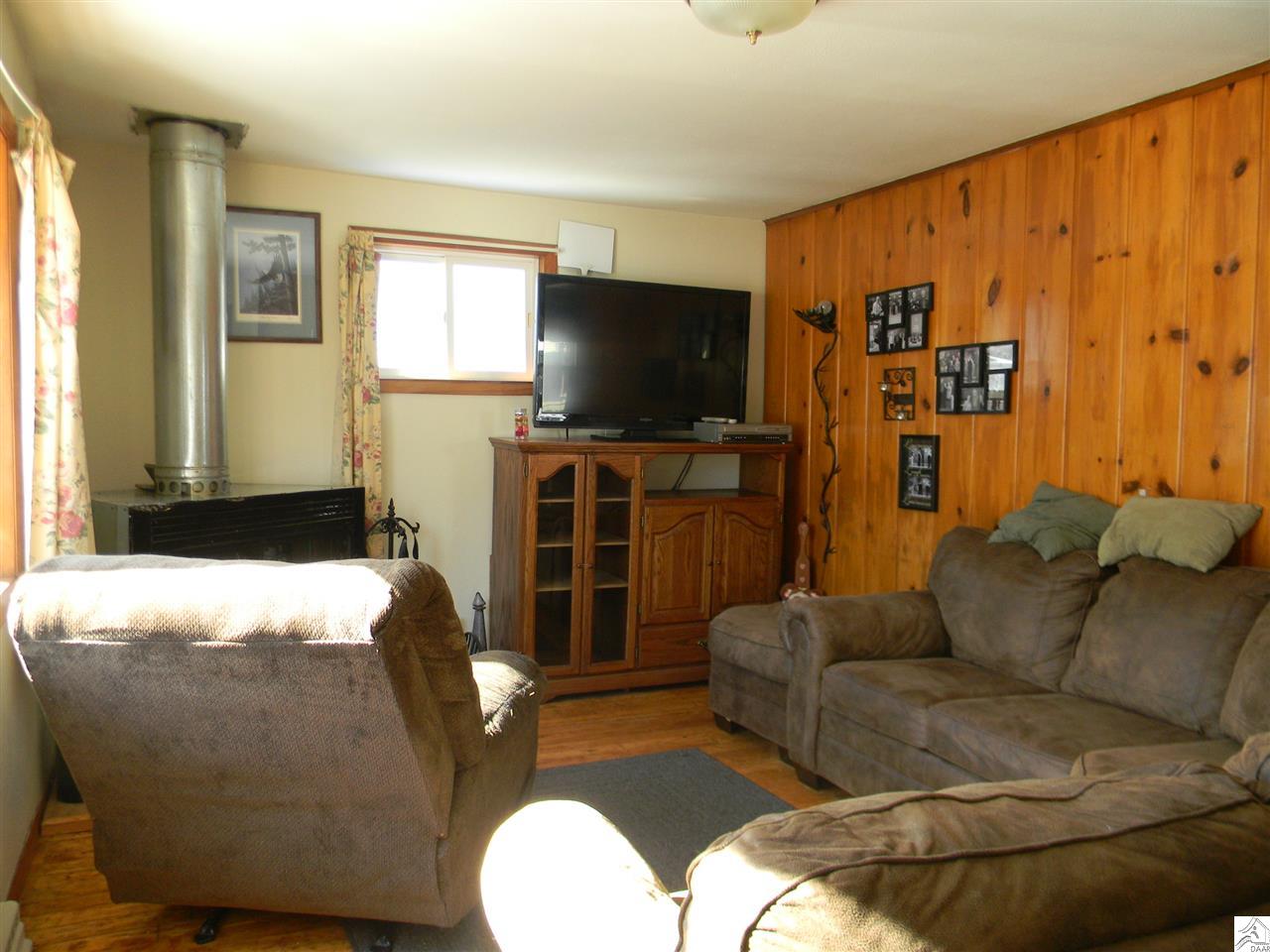 2239 Selmser Ave, Cloquet, MN 55720