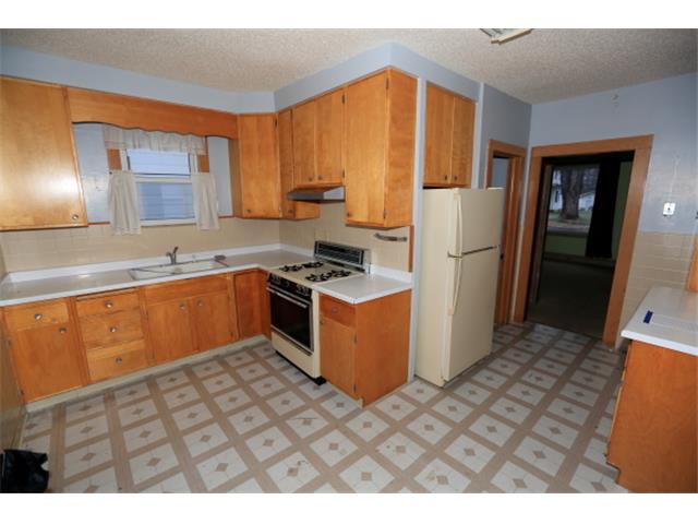 323 10th StCloquet, MN, 55720Carlton County