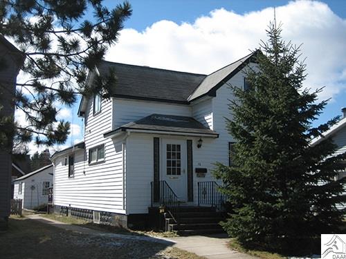 12 E Conan St, Ely, MN 55731