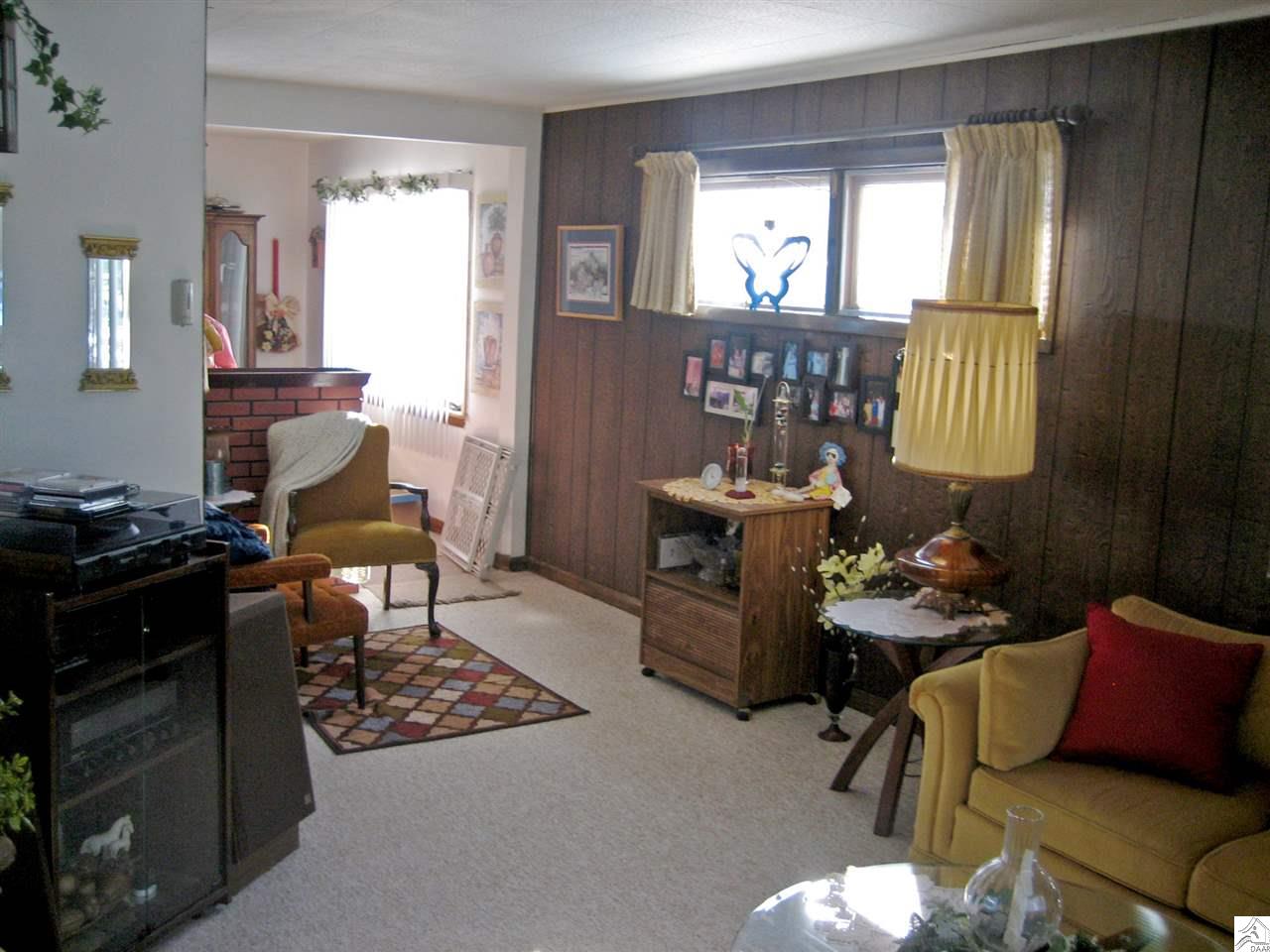12 E Conan St, Ely, MN 55731