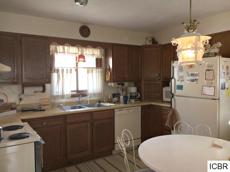 506 NE 8th AVE, Grand Rapids, MN 55744